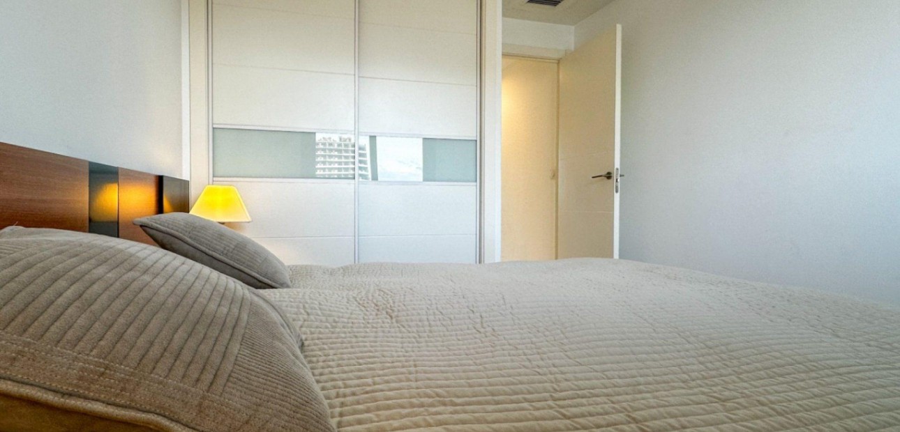 Sale - Apartment / flat -
Torrevieja - Punta prima