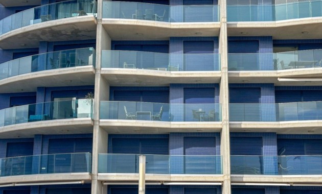 Sale - Apartment / flat -
Torrevieja - Punta prima