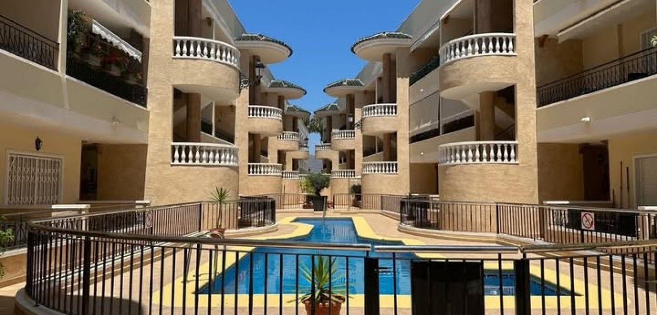 Herverkoop - Appartement / flat -
Jacarilla