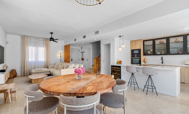 Sale - Townhouse -
Alicante - Playa San Juan