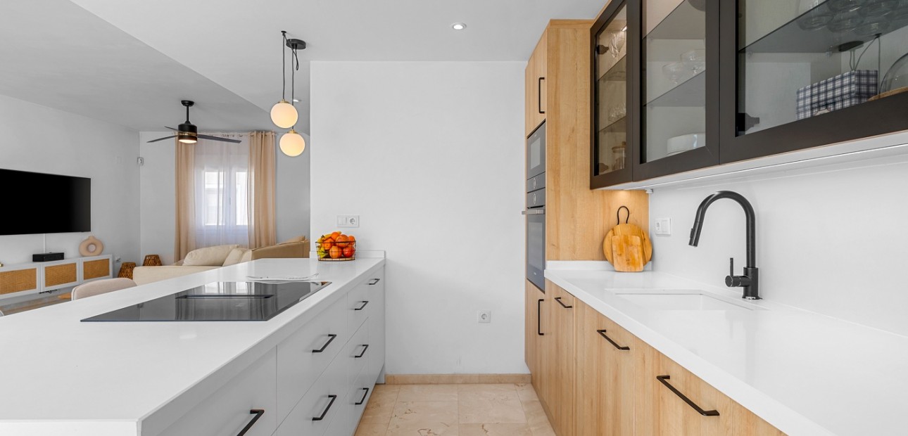 Sale - Townhouse -
Alicante - Playa San Juan