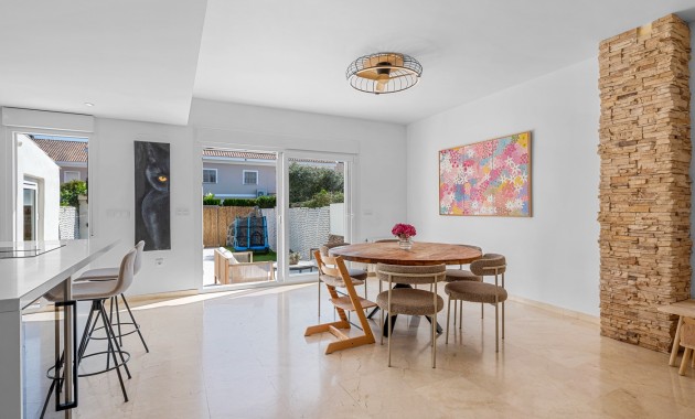 Sale - Townhouse -
Alicante - Playa San Juan