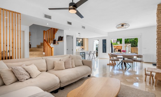 Sale - Townhouse -
Alicante - Playa San Juan