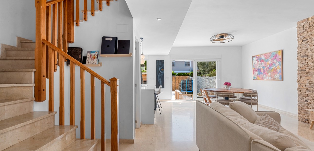 Sale - Townhouse -
Alicante - Playa San Juan