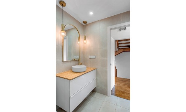 Sale - Townhouse -
Alicante - Playa San Juan