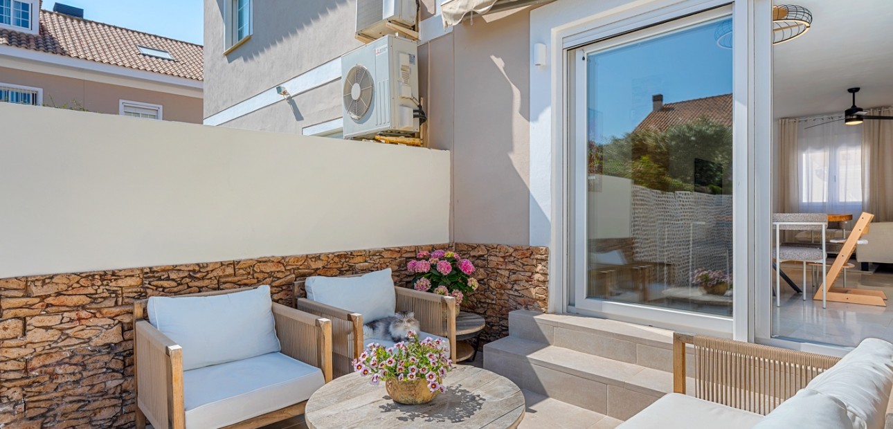 Sale - Townhouse -
Alicante - Playa San Juan