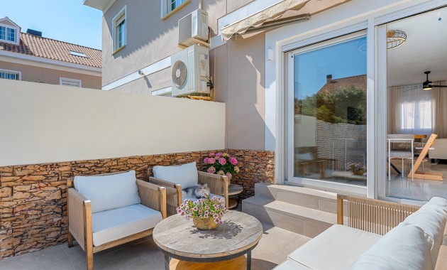 Sale - Townhouse -
Alicante - Playa San Juan