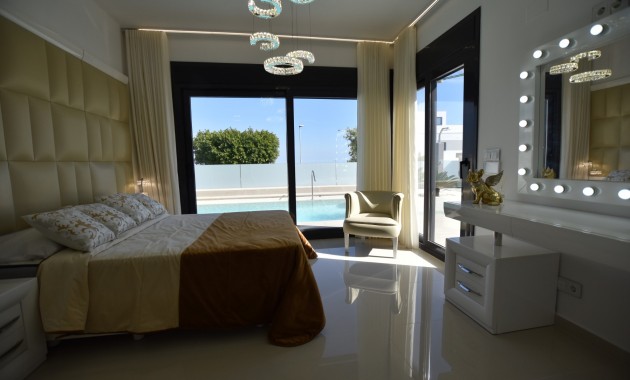 Sale - Detached Villa -
San Miguel de Salinas - San Miguel - Town