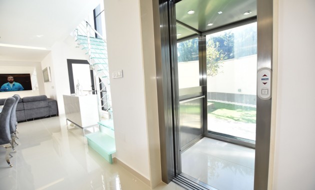 Sale - Detached Villa -
San Miguel de Salinas - San Miguel - Town