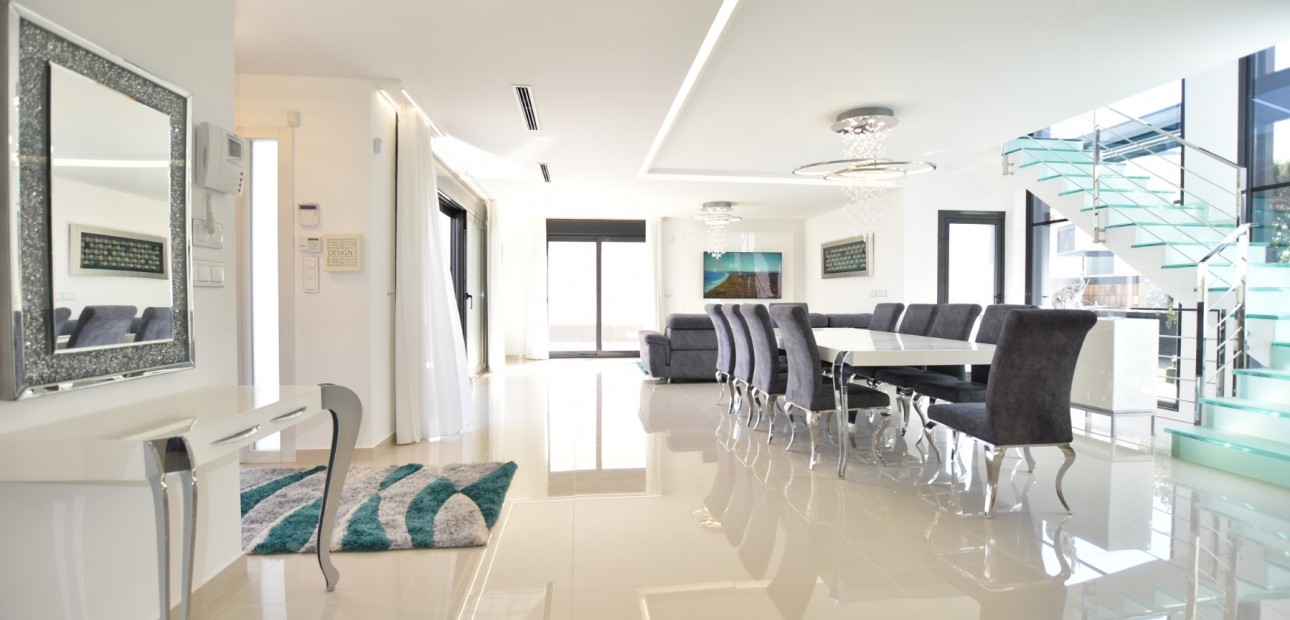 Sale - Detached Villa -
San Miguel de Salinas - San Miguel - Town