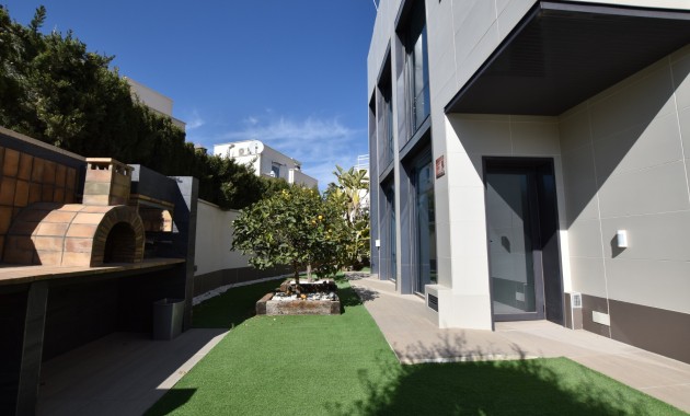 Sale - Detached Villa -
San Miguel de Salinas - San Miguel - Town
