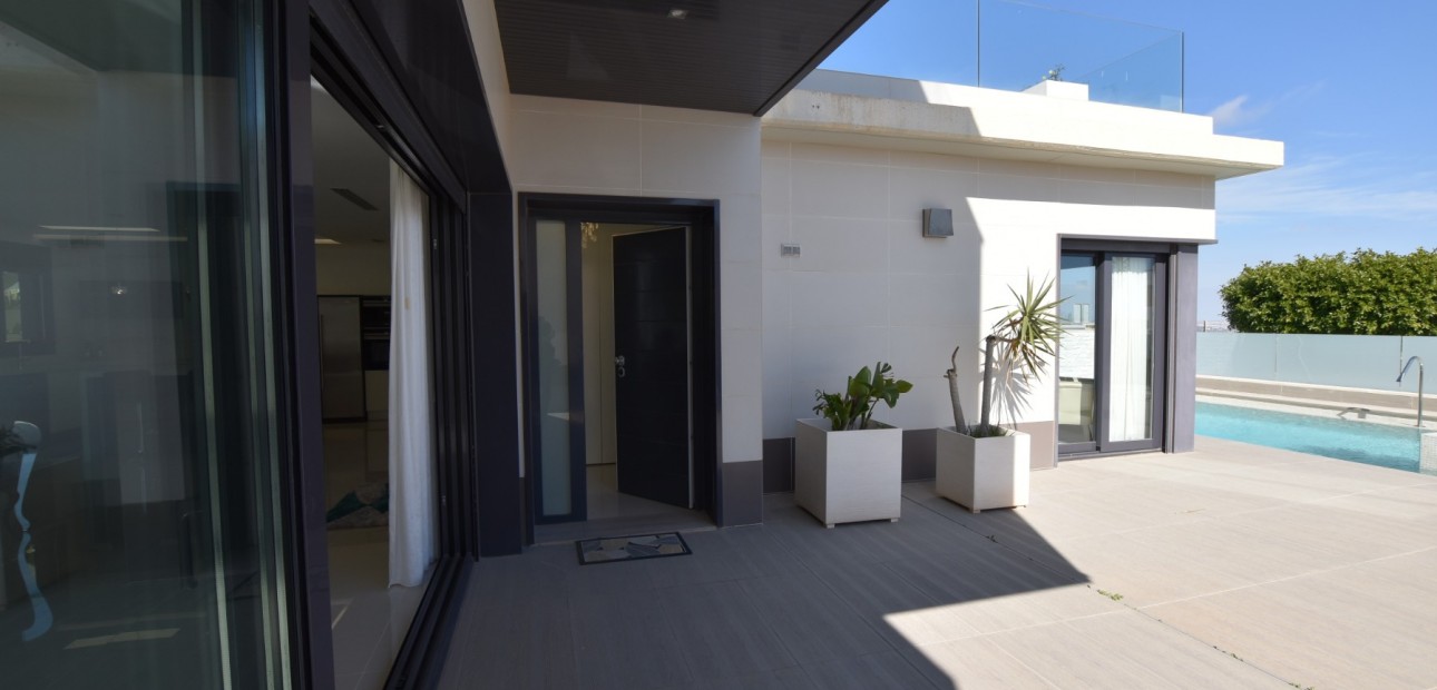 Sale - Detached Villa -
San Miguel de Salinas - San Miguel - Town
