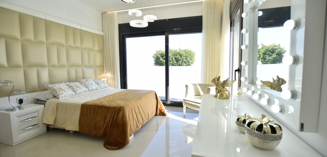 Sale - Detached Villa -
San Miguel de Salinas - San Miguel - Town
