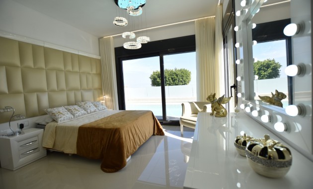 Sale - Detached Villa -
San Miguel de Salinas - San Miguel - Town
