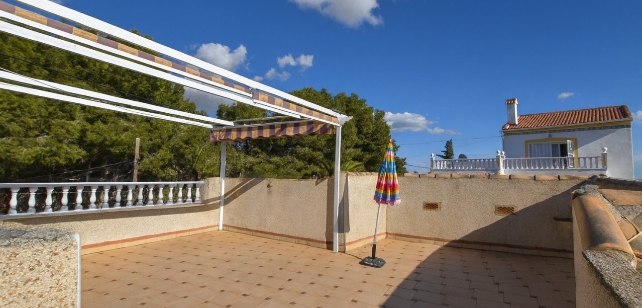 Sale - Detached Villa -
Algorfa - Montemar
