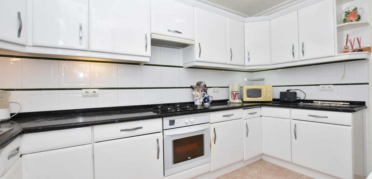 Sale - Detached Villa -
Algorfa - Montemar