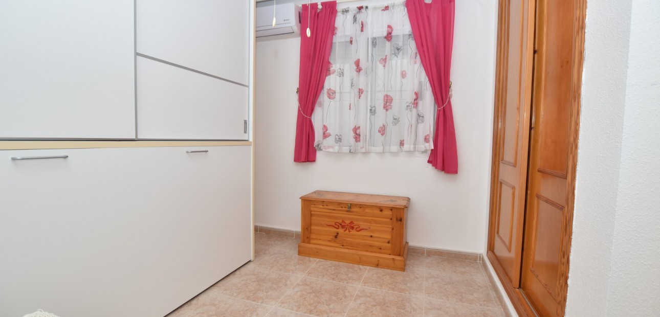 Sale - Detached Villa -
Algorfa - Montemar