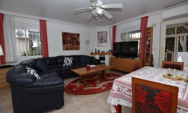 Sale - Detached Villa -
Algorfa - Montemar