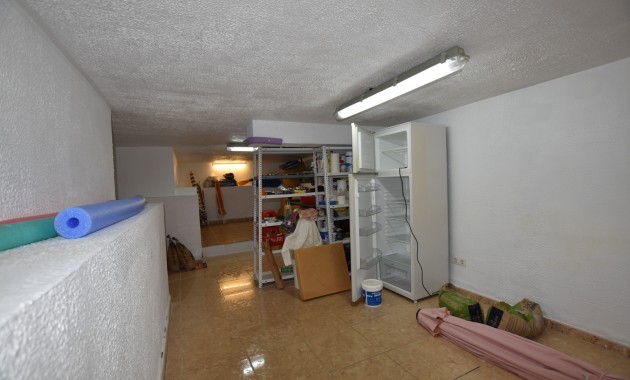 Sale - Detached Villa -
Algorfa - Montemar