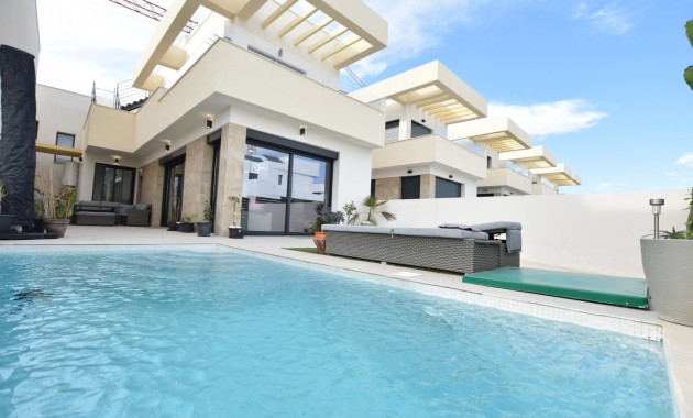 Sale - Detached Villa -
Los Montesinos - La Herrada