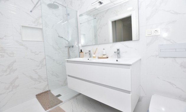 Sale - Detached Villa -
Los Montesinos - La Herrada