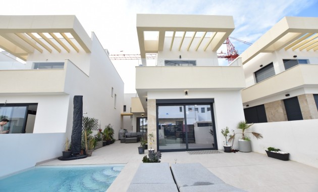 Sale - Detached Villa -
Los Montesinos - La Herrada