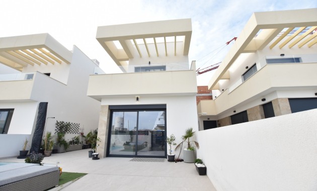 Sale - Detached Villa -
Los Montesinos - La Herrada