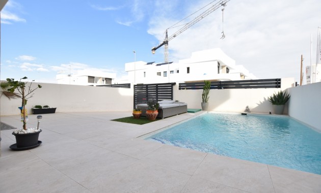 Sale - Detached Villa -
Los Montesinos - La Herrada