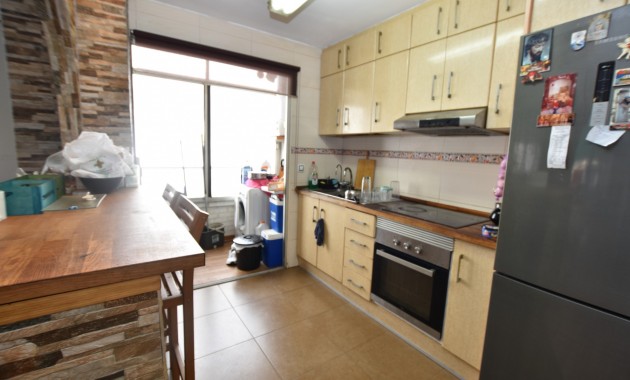 Sale - Apartment / flat -
Torrevieja - Torrevieja - Centre