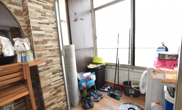 Sale - Apartment / flat -
Torrevieja - Torrevieja - Centre