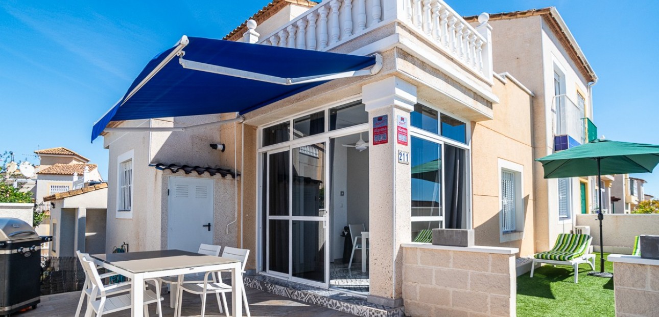 Sale - House -
Algorfa - ALGORFA