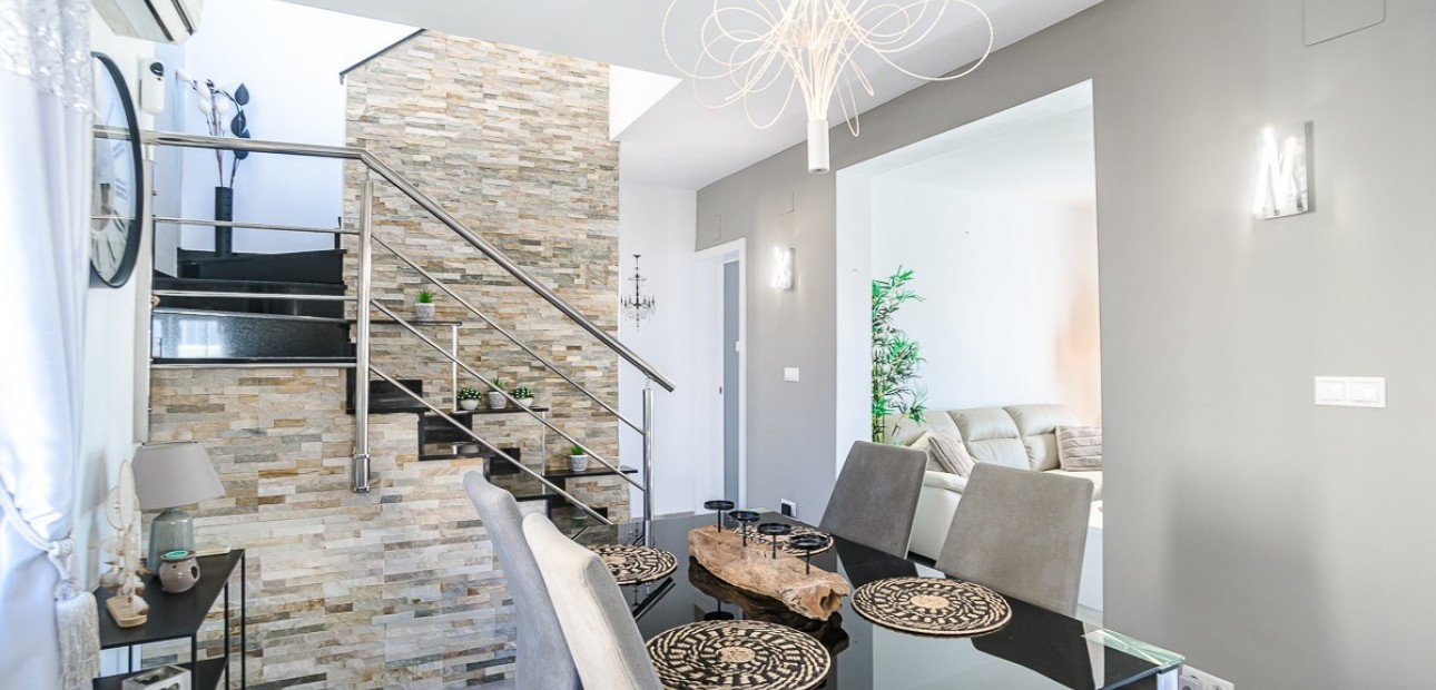 Sale - House -
Algorfa - ALGORFA