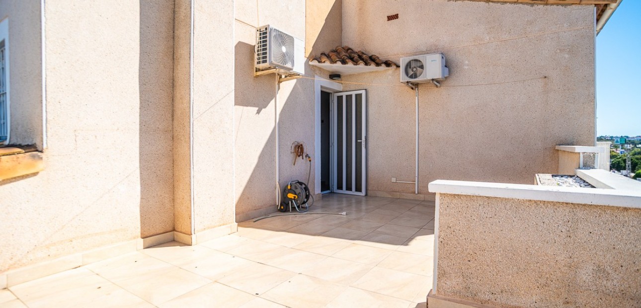 Sale - House -
Algorfa - ALGORFA