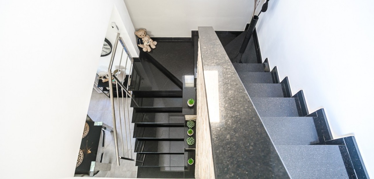 Sale - House -
Algorfa - ALGORFA