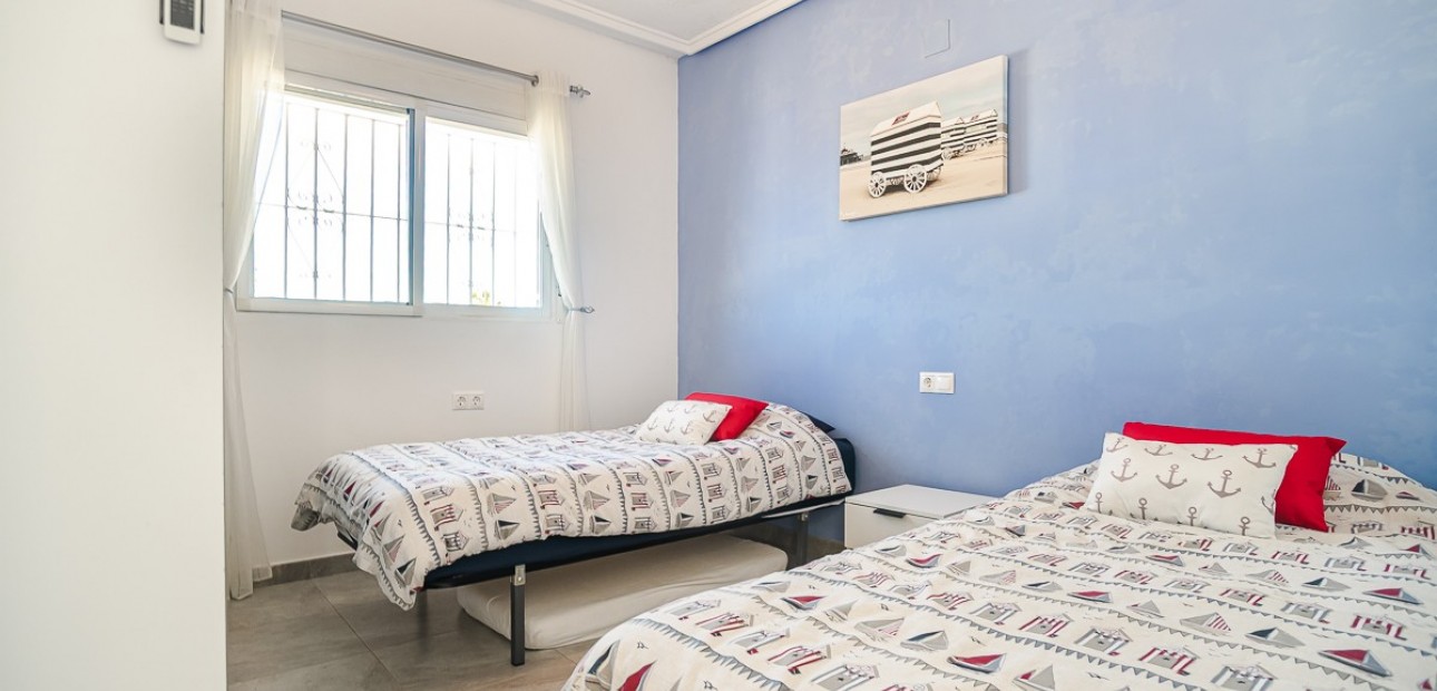 Sale - House -
Algorfa - ALGORFA