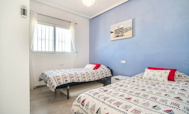 Sale - House -
Algorfa - ALGORFA