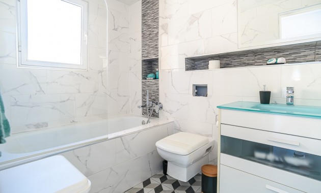 Sale - House -
Algorfa - ALGORFA
