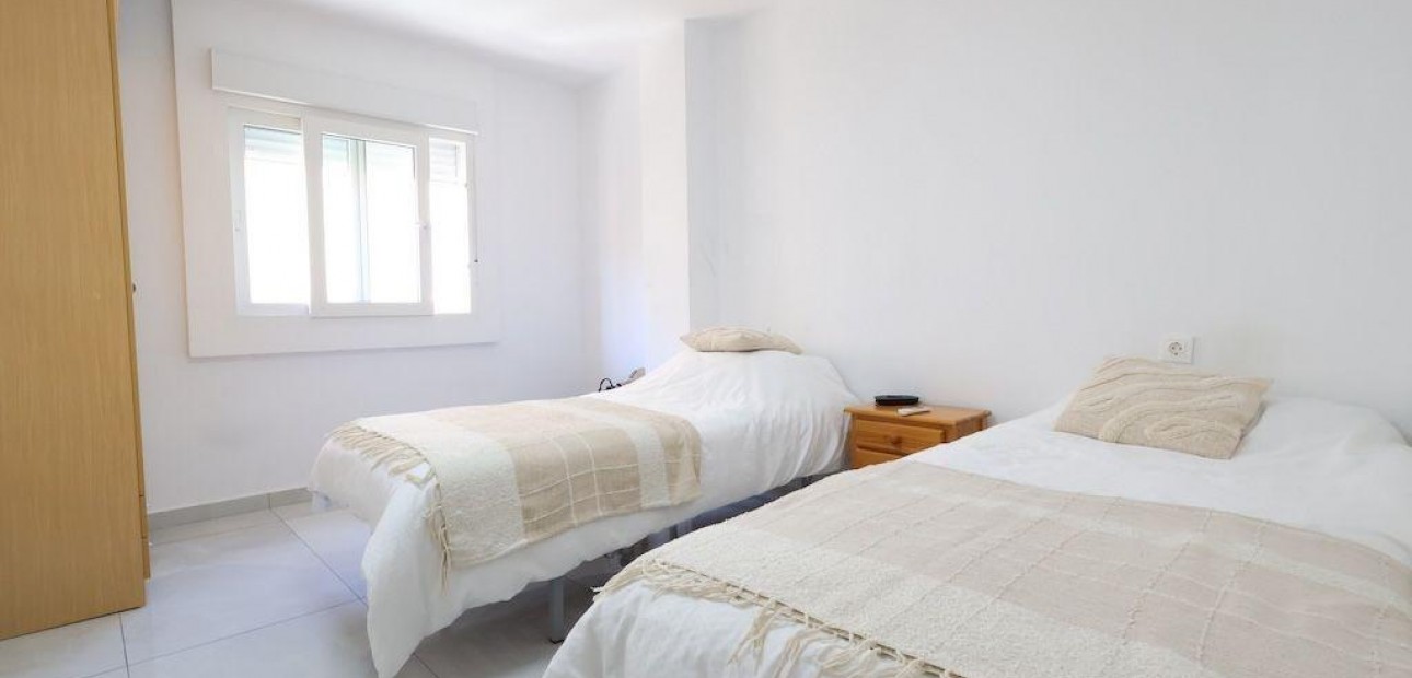 Sale - Apartment / flat -
Torrevieja - Acequion