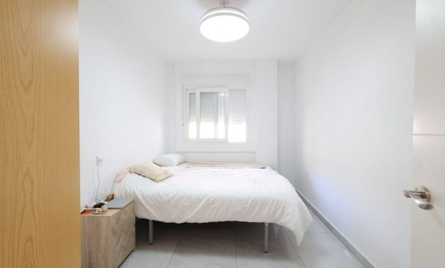 Sale - Apartment / flat -
Torrevieja - Acequion