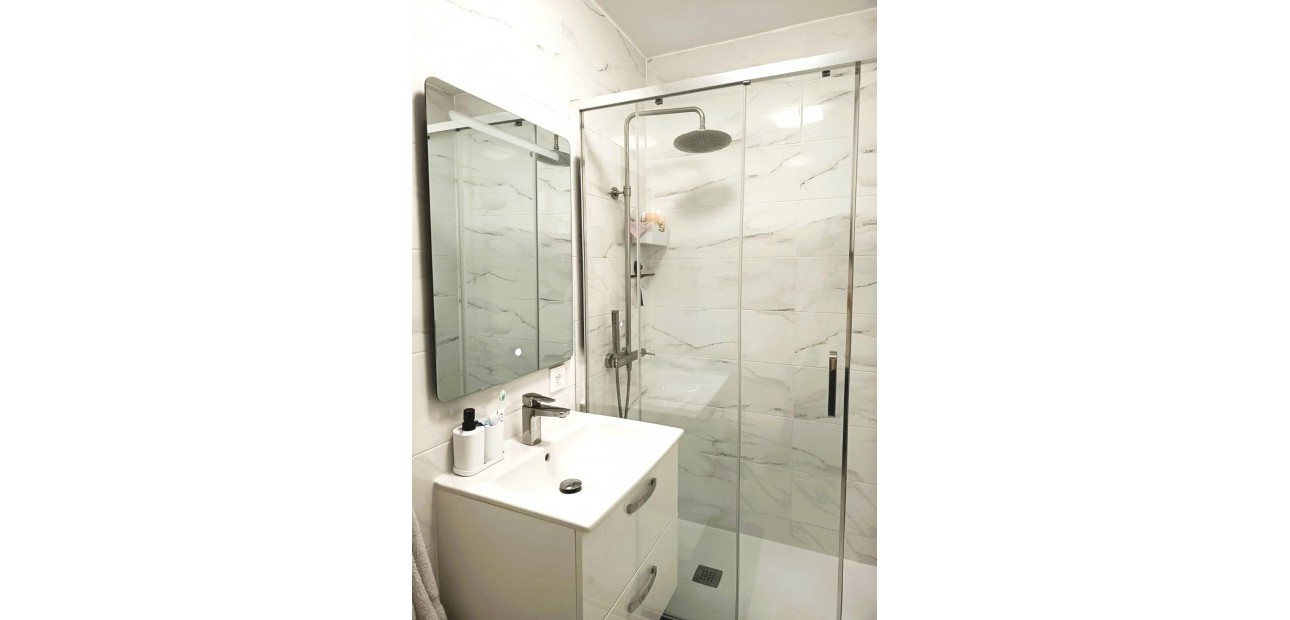 Sale - Apartment / flat -
Torrevieja - Acequion