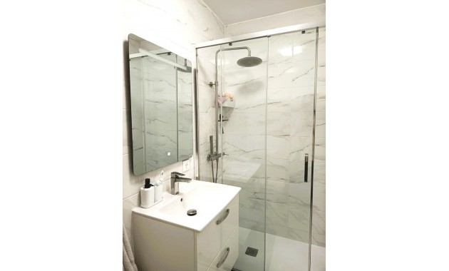 Sale - Apartment / flat -
Torrevieja - Acequion