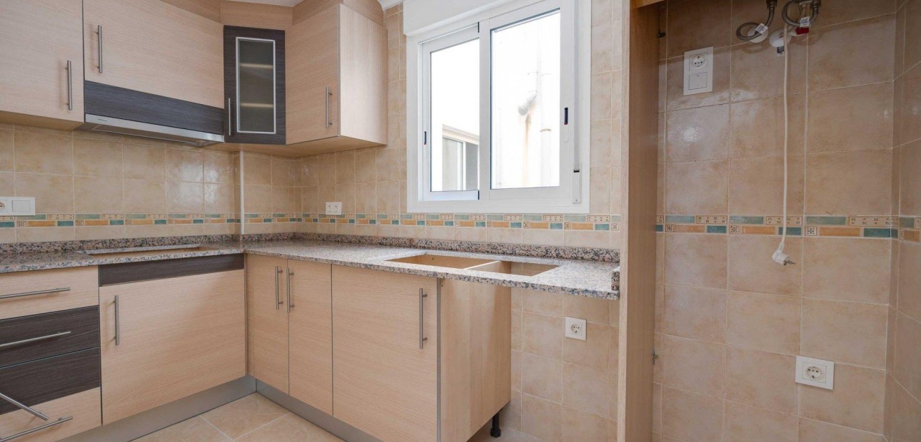 Sale - Apartment / flat -
San Fulgencio - San fulgencio pueblo
