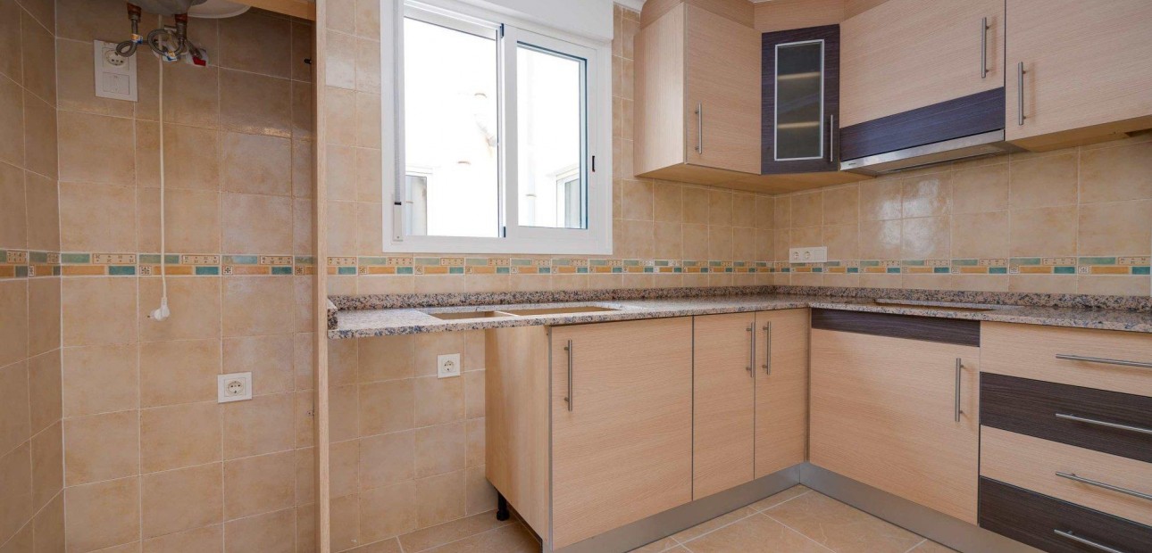 Sale - Apartment / flat -
San Fulgencio - San fulgencio pueblo