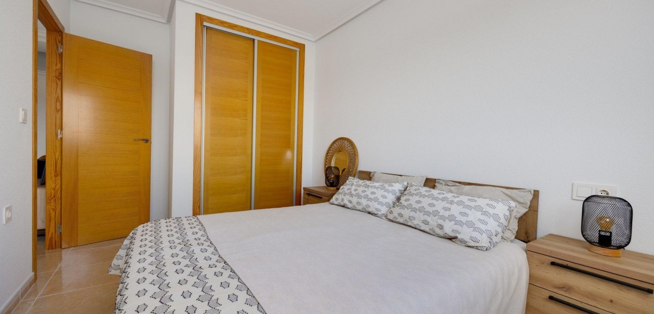 Sale - Apartment / flat -
San Fulgencio - San fulgencio pueblo