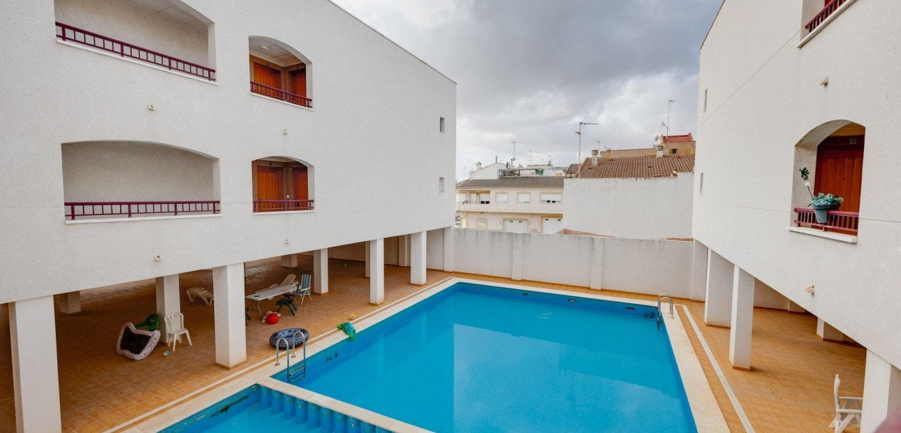 Sale - Apartment / flat -
San Fulgencio - San fulgencio pueblo