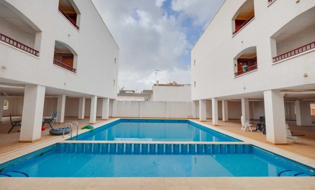 Sale - Apartment / flat -
San Fulgencio - San fulgencio pueblo