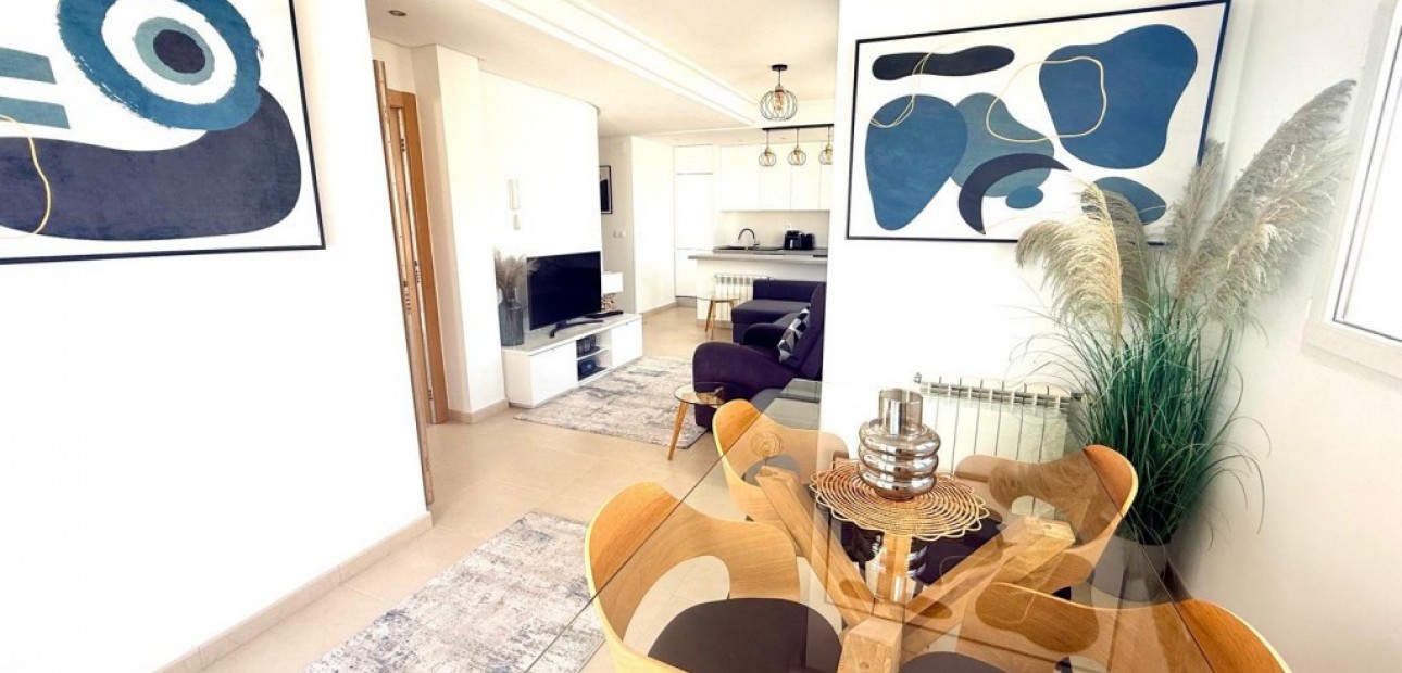 Venta - Apartamento / piso -
Murcia
