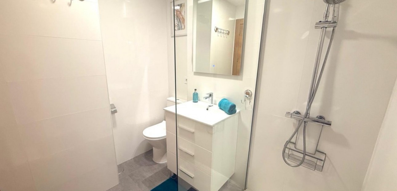Venta - Apartamento / piso -
Murcia