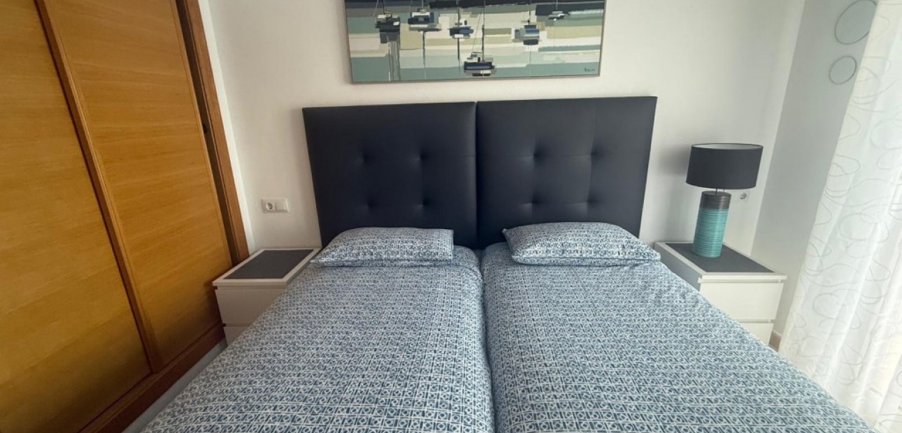 Venta - Apartamento / piso -
Murcia