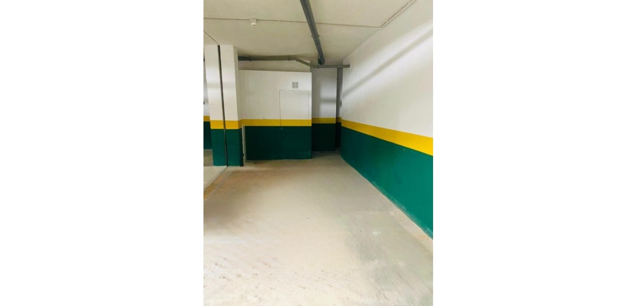 Venta - Apartamento / piso -
Murcia